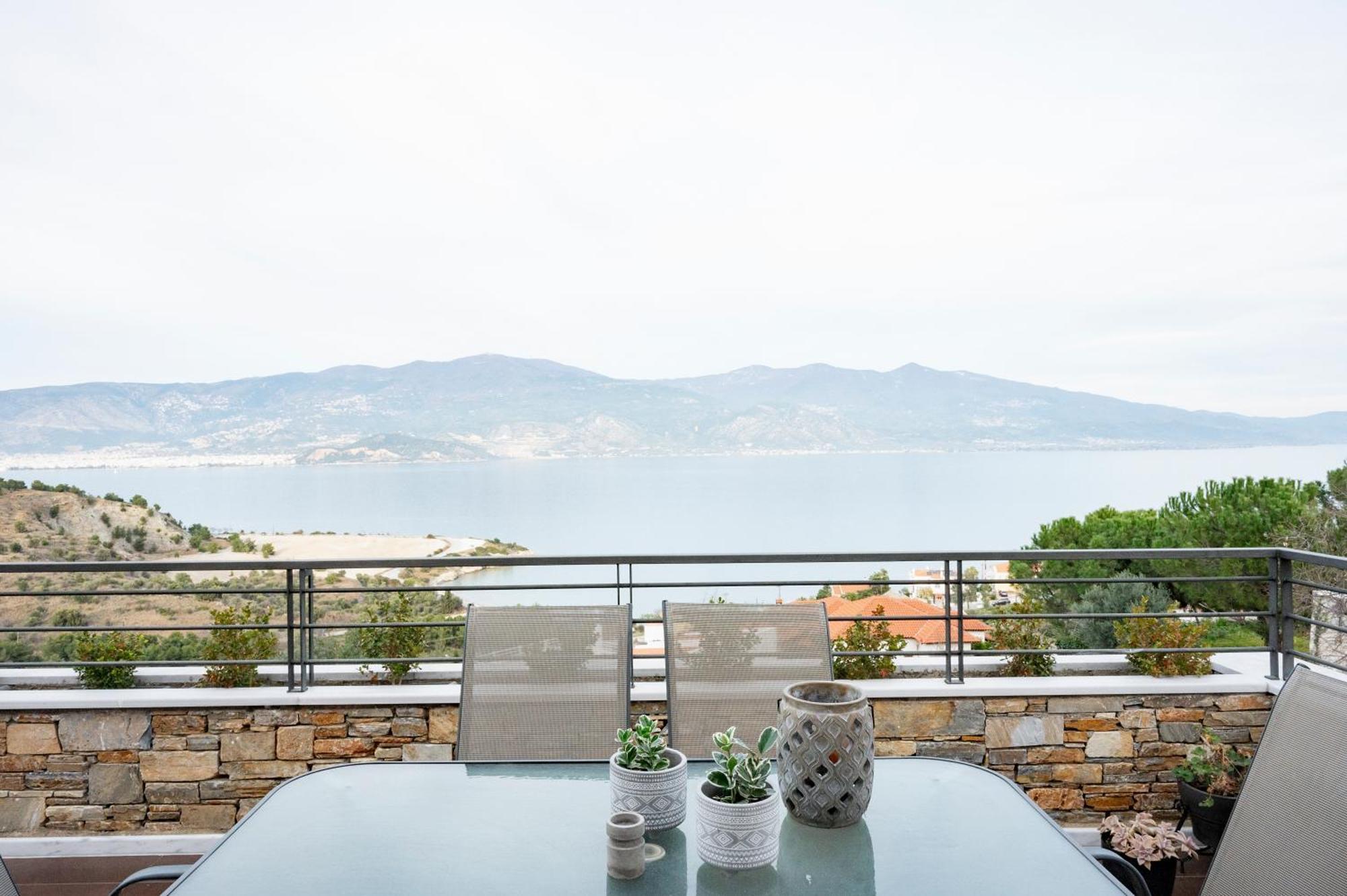 Cielo Hospitality Apartment Volos Bagian luar foto